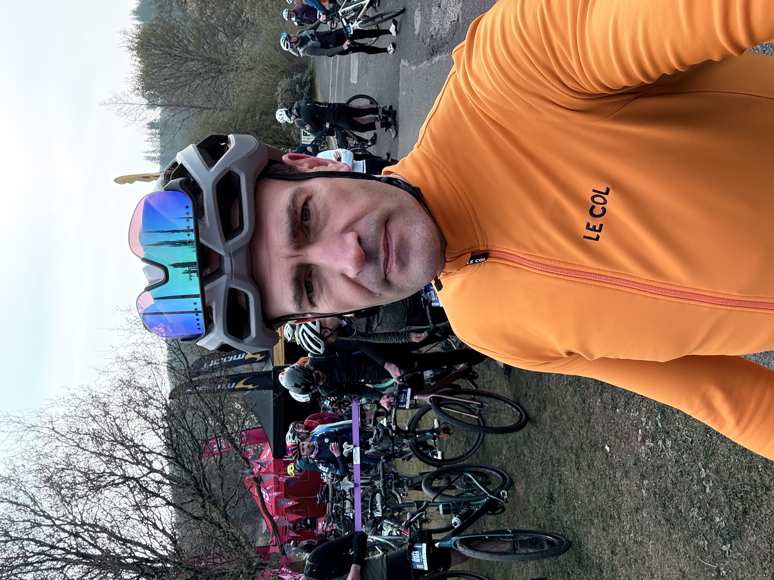 Author selfie at the start line. Clean; full of promise